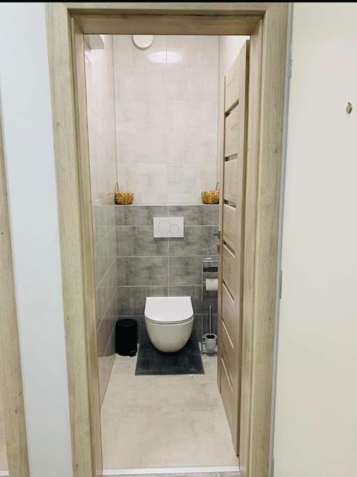 Euphoria/Luxurious Accomodation كَشّا المظهر الخارجي الصورة